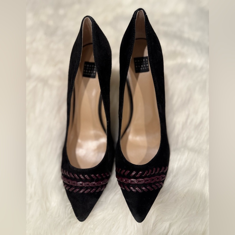 White House Black Market Black and Burgundy Heels - Picture 2 of 3